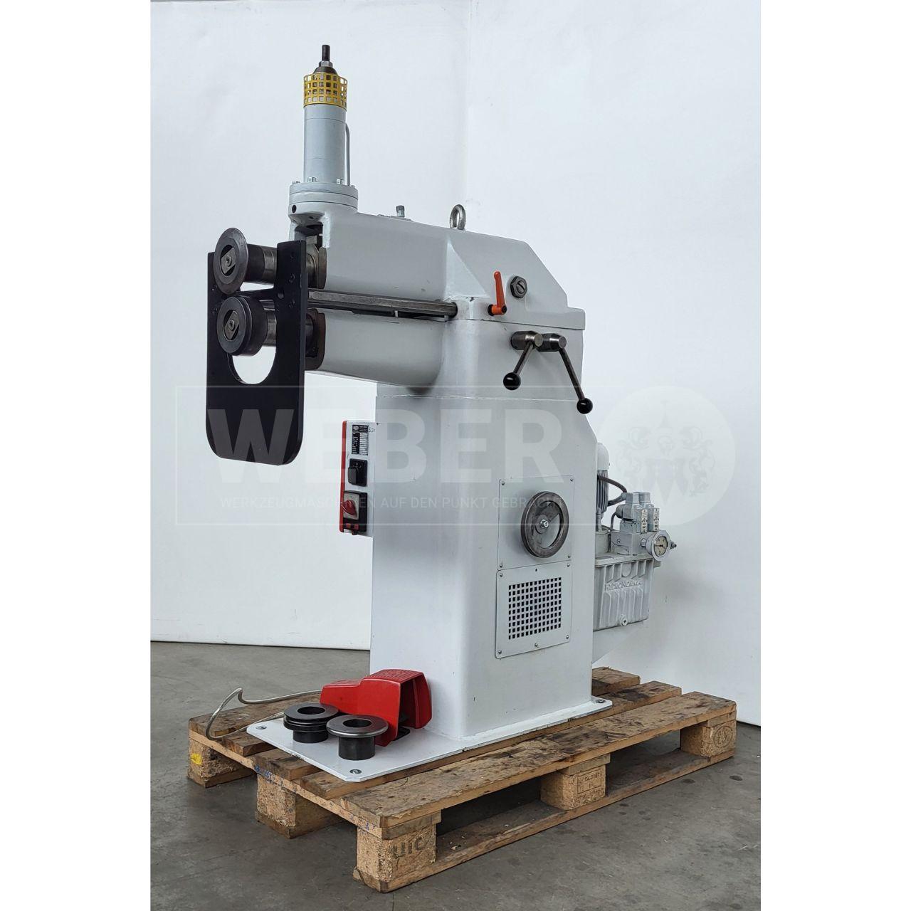 Fasti 417 Sicken- und Bördelmaschine