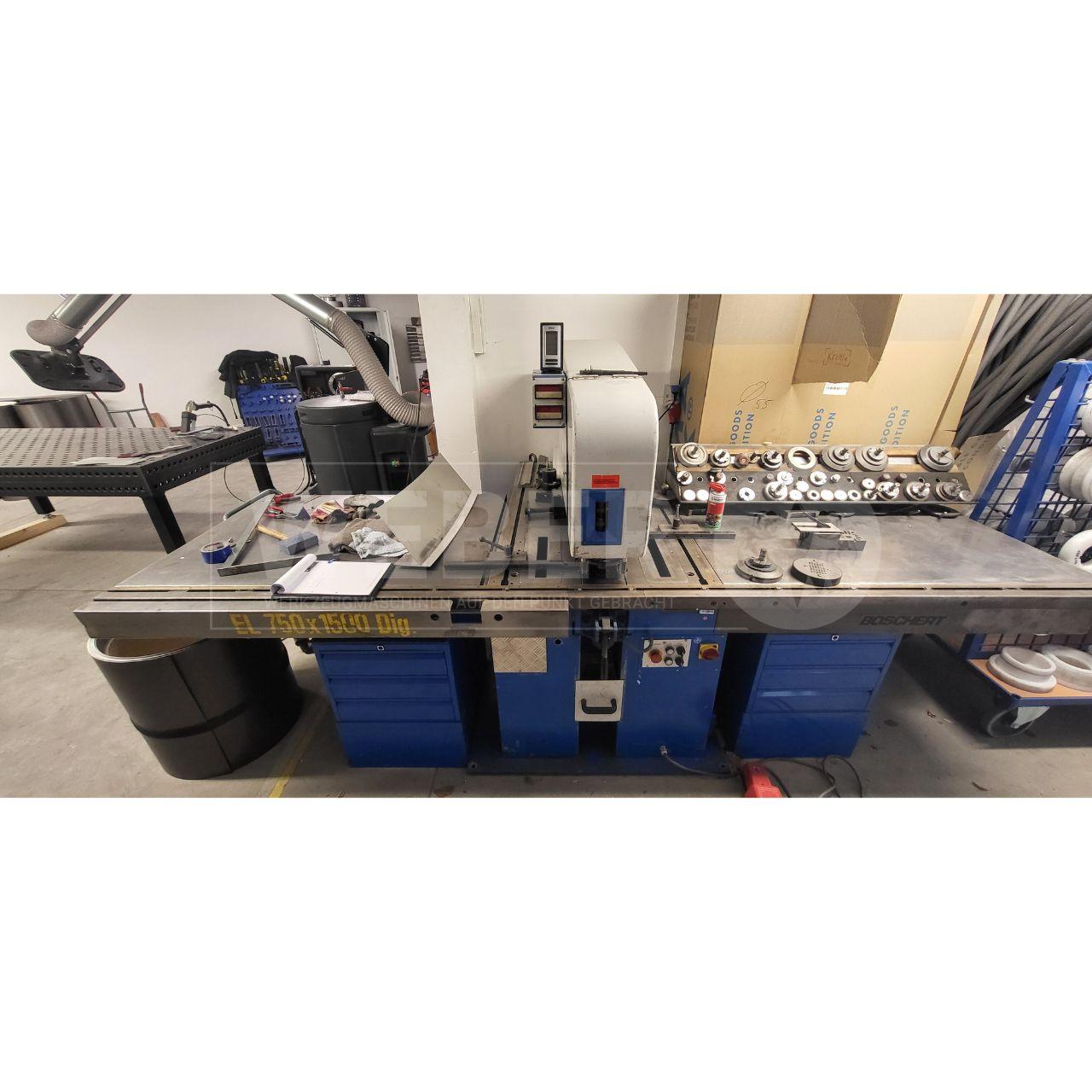Boschert Hydraulische CNC-Stanzmaschine