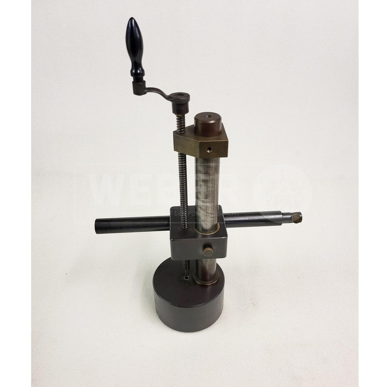 Messständer mit hohem Fuß